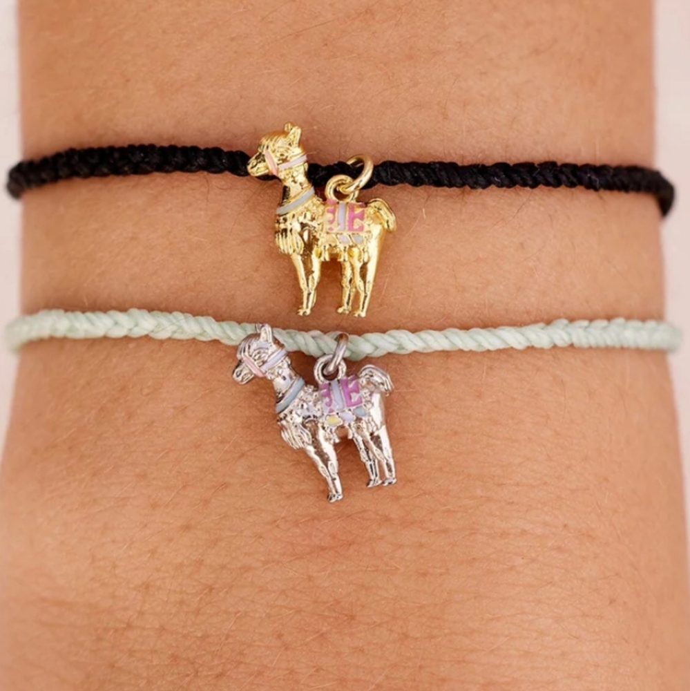 NWT Llama Pura Vida Bracelet